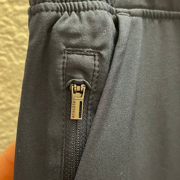 Athleta Brooklyn Jogger Pants Women’s 10 Navy Blue Stretch Travel Athleisure - Picture 6 of 10